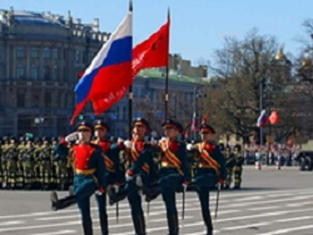 В Госдуме предложили изменить государственный флаг России