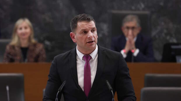 Референдум о выходе Словении из НАТО предложил новый спикер парламента