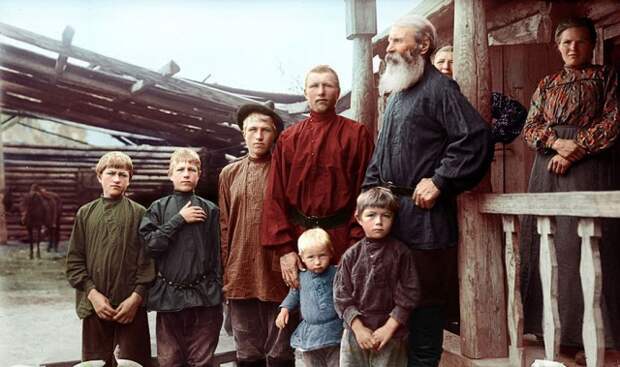 40 раскрашенных исторических фотографий о русских людях (1900-1965)