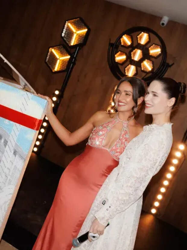 Мария Мельникова и Полина Аскери