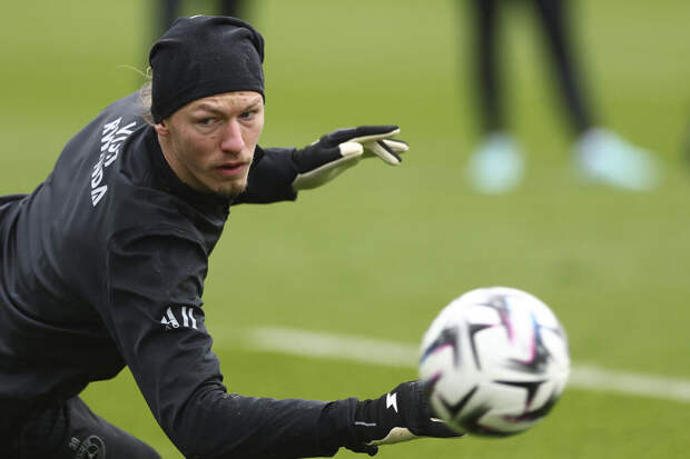 Вратарь "ПСЖ" Сафонов включен в стартовый состав на матч с "Монако"