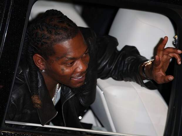 Рэпер Offset выступил на фестивале Coachella в инвалидной коляске