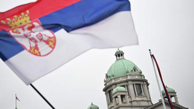 Сербия может лишиться выплат в 1,5 млрд евро из-за отношений с РФ – Politico