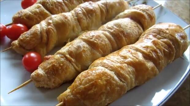 Куриные шашлычки в слоеном тесте Шашлык, Рецепт, Шашлык из курицы, Вкусно, Приготовление, Слоеное тесто, Другая кухня, Видео, Длиннопост, Еда