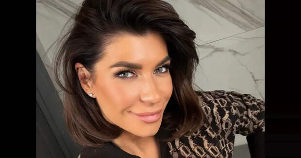 44-летняя звезда "Ворониных" Екатерина Волкова заявила, что её уволили из театра из-за того, что она "старая"