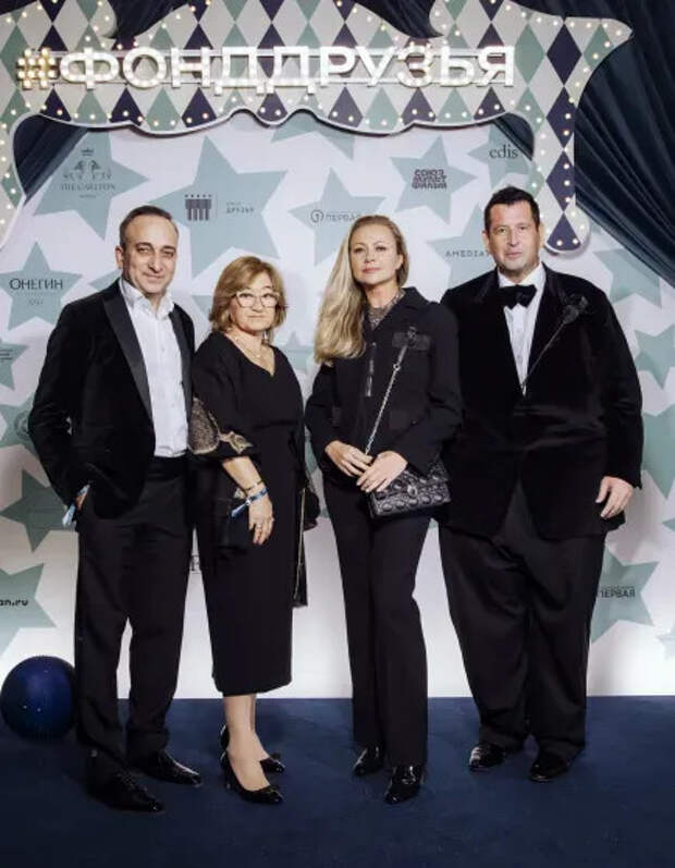 Гор Нахапетян, Зельфира Трегулова, Мария Миронова, Ян Яновский