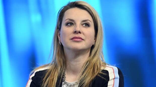 46-летняя фигуристка Слуцкая восхитила фанатов результатом похудения с помощью инъекций