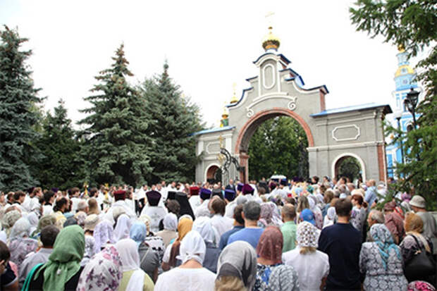 В Ульяновске открыли сквер Возрождения духовности В Ульяновске открыли сквер Возрождения духовности