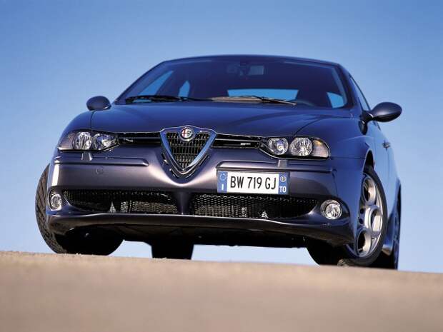 http://www.carsimg.org/wallpapers/2012/02/alfa-romeo-156-gta-front-480x640.jpg