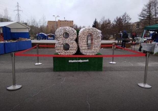 Украинцы завидуют и ищут трезубец: в Красноярске сделали 30-килограммовую скульптуру из сала