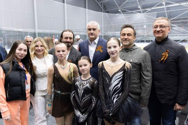 Сергей Аксёнов: Сегодня в Керчи открыт ледовый каток Спортивной школы зимних видов спорта «Наследие», уже третий в Республике Крым