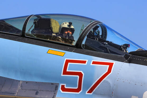 4c4c46650648a1c45bf226129ebf08d8 (700x466, 402Kb)