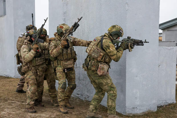 «Утро в окопе начиналось с обстрела»: капитан рассказал о боевых буднях на СВО