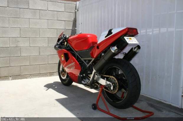 Мотоцикл Ducati 888SPO 1993