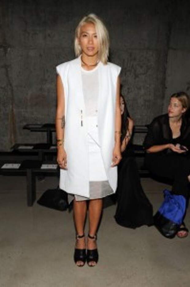 May+Kwok+Sally+LaPointe+Spring+2015+Collection+v5nLya9xE0Il