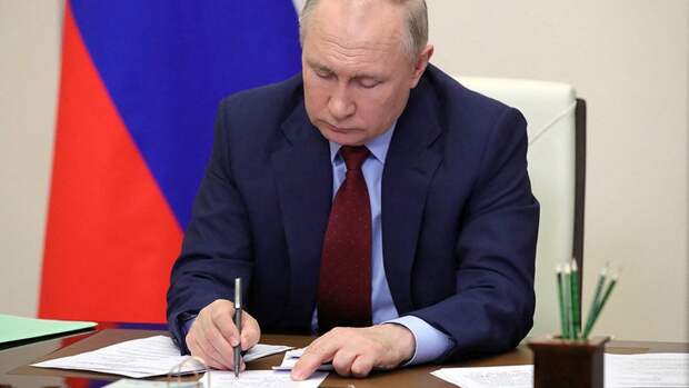 Путин наконец подписал указ об контрсанкциях против недружественных стран