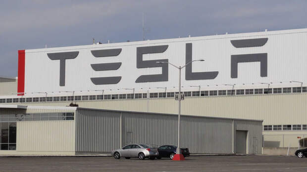 Илон Маск намерен сократить штат Tesla на 10%