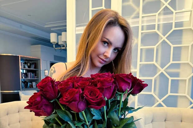 Певица МакSим очаровала Сеть семейными фото с повзрослевшими дочерями