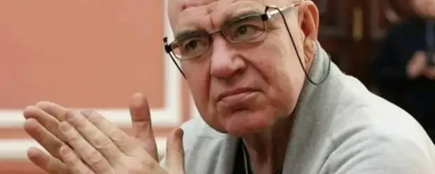 Актер, игравший Джамшута в ситкоме «Наша Russia», живет в приюте для бездомных