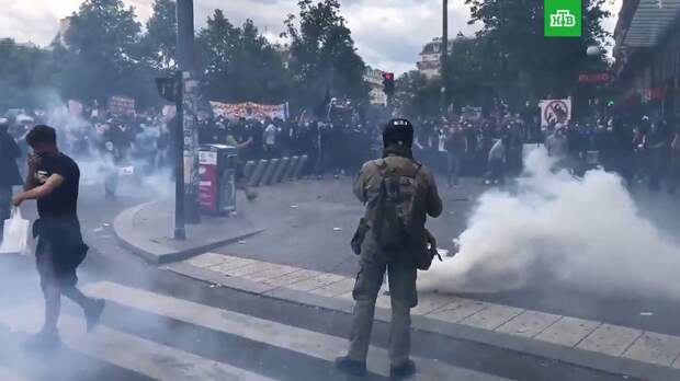 Антирасистская акция в Париже переросла в беспорядки