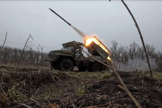 Командир расчёта РСЗО «Град» российских десантников в одиночку разбил колонну противника