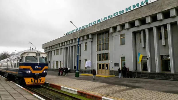 Эксперт: Россия пытается прервать железнодорожное сообщение Украины с Польшей