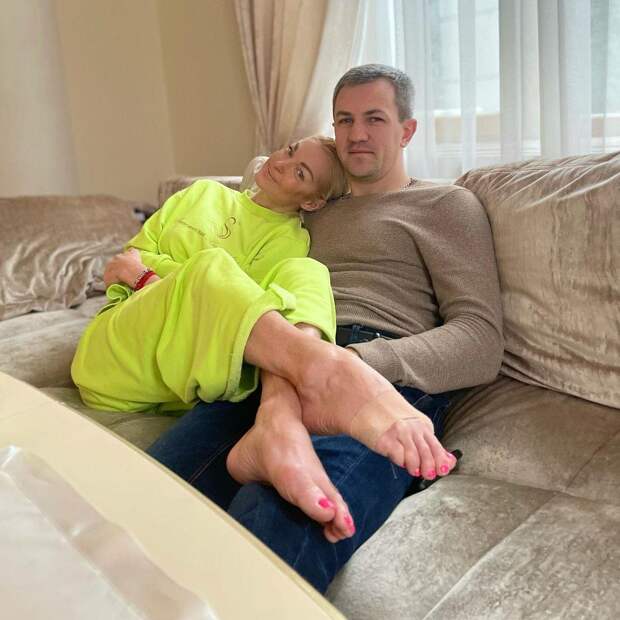 Завидуйте, бывшие! Анастасия Волочкова показала нового избранника