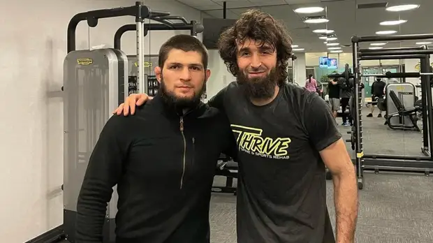 Нурмагомедов считает, что Магомедшарипов является лучшим бойцом полулёгкого веса в мире