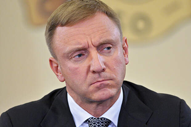 Ливанов пригрозил директорам школ увольнениями за поборы