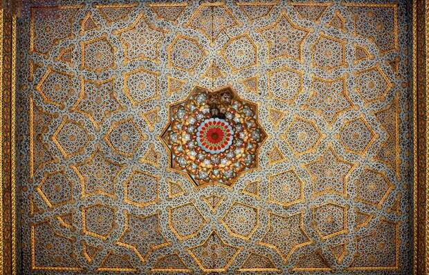 MosqueCeilings20 Чарующие и гипнотизирующие своды мечетей