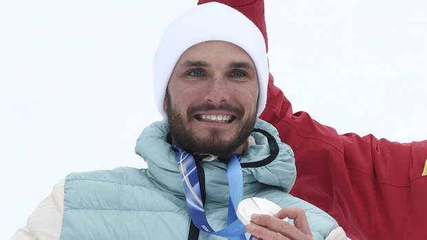 Филиппов признался, что слушал жёсткие песни с матом, чтобы настроить себя на финал