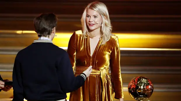 Диджея Солвейга обвинили в домогательствах к обладательнице женского «Золотого мяча»