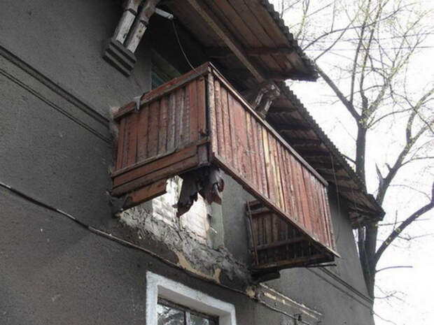 Экстремальный балкон без дна.