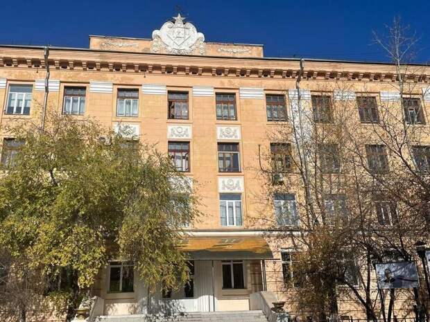 Силовиков заметили у техникума в центре Читы