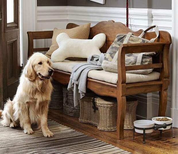 Грубоватая деревянная скамейка для прихожей, Pottery Barn Грубоватая деревянная скамейка для прихожей, Pottery Barn