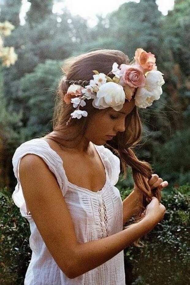 girlsinfloralwreaths05 20 восхитительных девушек с цветочными венками