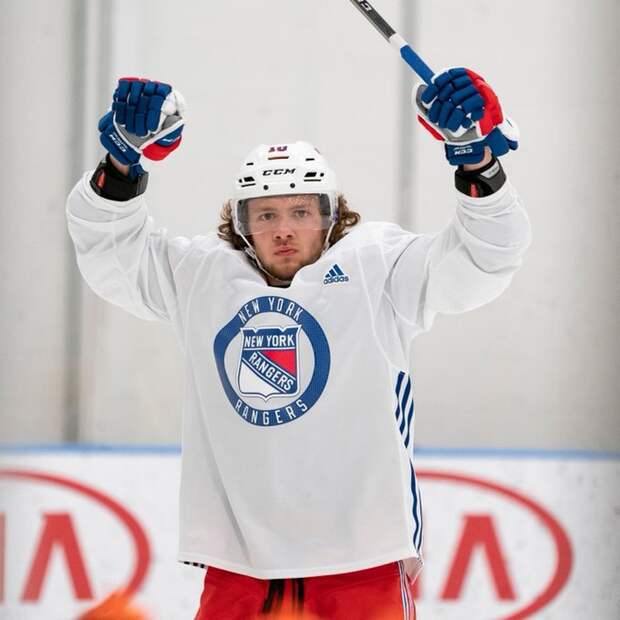 Артемий Панарин из “Нью-Йорк Рейнджерс” возглавил список российских снайперов НХЛ