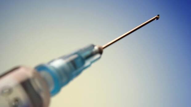 Берлин отказался от рекомендаций по применению вакцины AstraZeneca