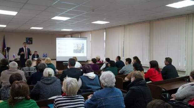 Кубанские парламентарии проводят встречи с избирателями