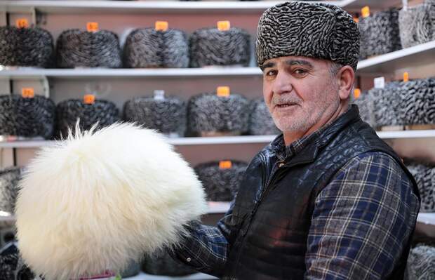 Папаха: почему все мужчины Кавказа носят эту мохнатую шапку?