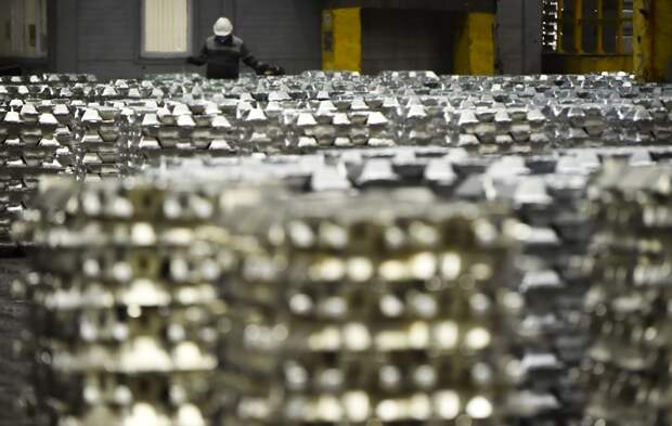 Один металл резко подорожал на фоне угроз морской блокады Ирана