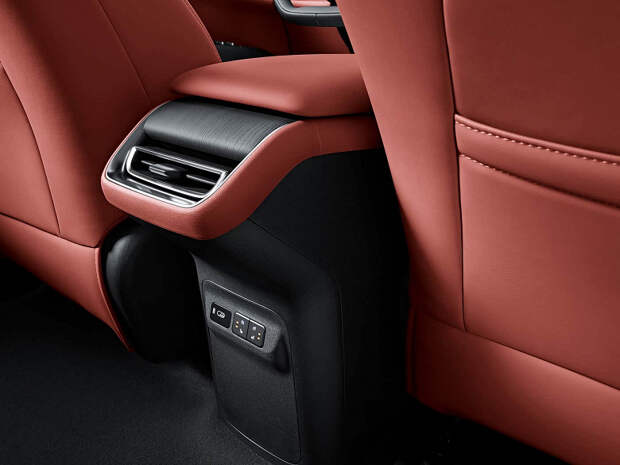 Ещё один аналог Geely Monjaro официально появится в России: совершенно новый Changan CS75 Plus проходит сертификацию, у него будет 2,0-литровый мотор и «автомат»