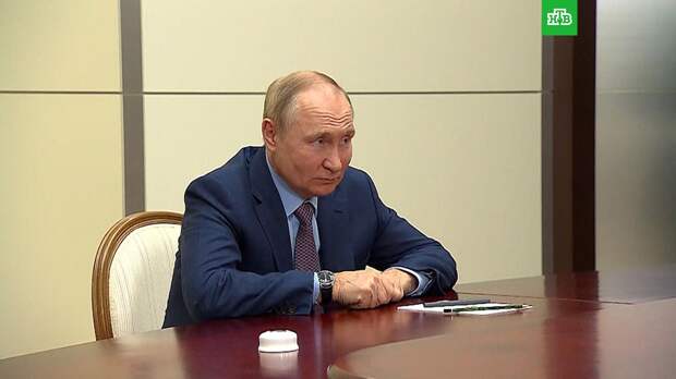 Путин призвал «разбюрокрачивать» оказание помощи российским товаропроизводителям